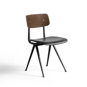 Result chair - gerookt eiken - zwart frame - lederen zitting