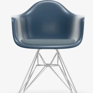 Eames Plastic Chair DAR RE 'Sea Blue teun editie'